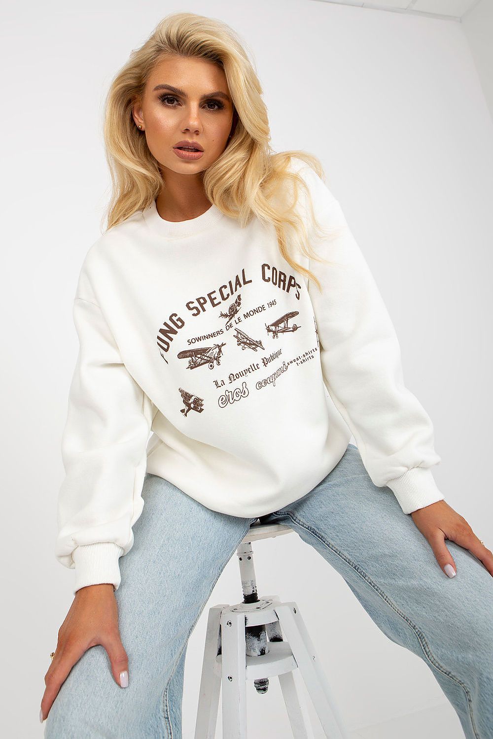 Sweatshirt model 171974